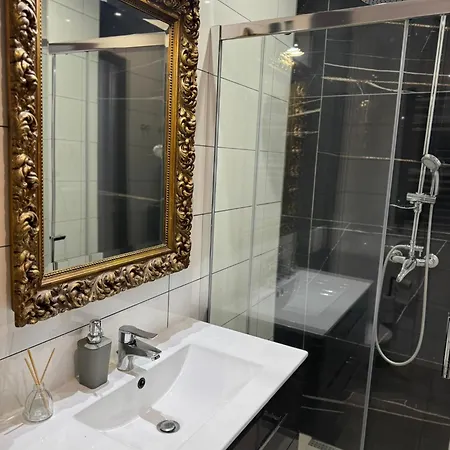 Riva 3* زافيارتشي